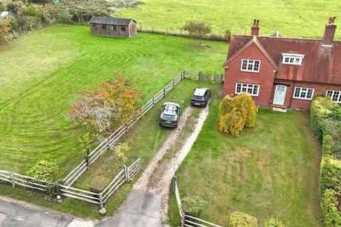 3 bedroom semi-detached house to rent, North Looe, Reigate Road, Ewell, KT17