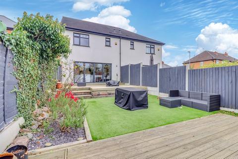 3 bedroom semi-detached house for sale, Grange Drive, Glen Parva, LE2