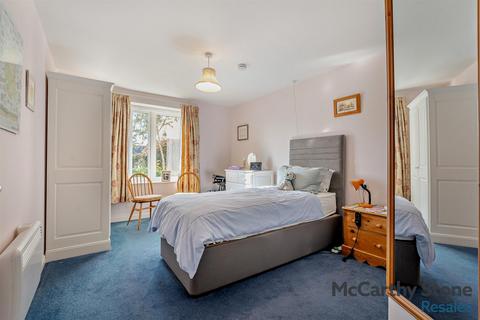 1 bedroom apartment for sale, Amelia Court, Union Place, Worthing, BN11 1AH
