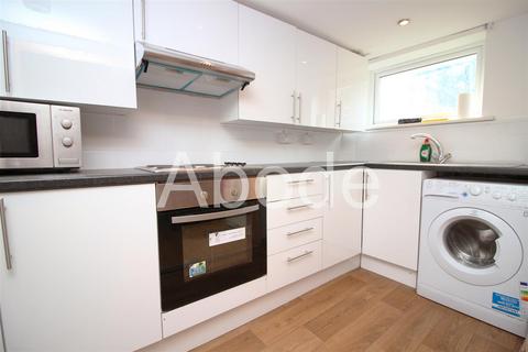undefined, Royal Park Avenue, Hyde Park, Leeds