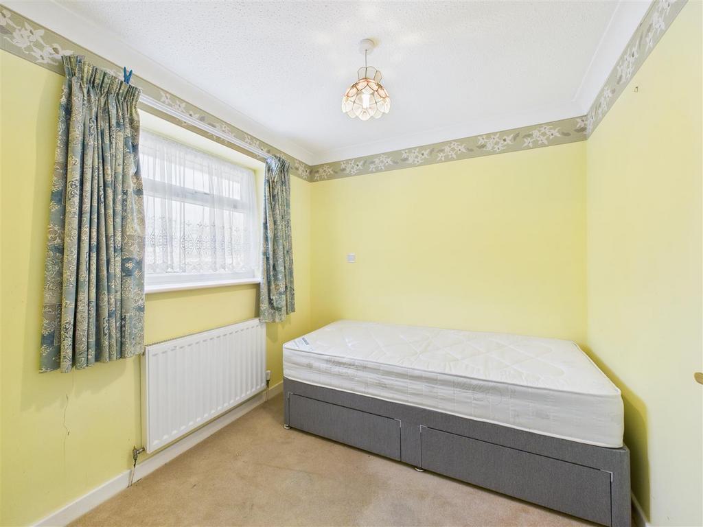 CAM05193 G0-PR0057-STILL013.jpg