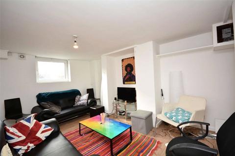 5 bedroom terraced house to rent, BILLS INLCUDED - Brudenell View, Hyde Park, LS6