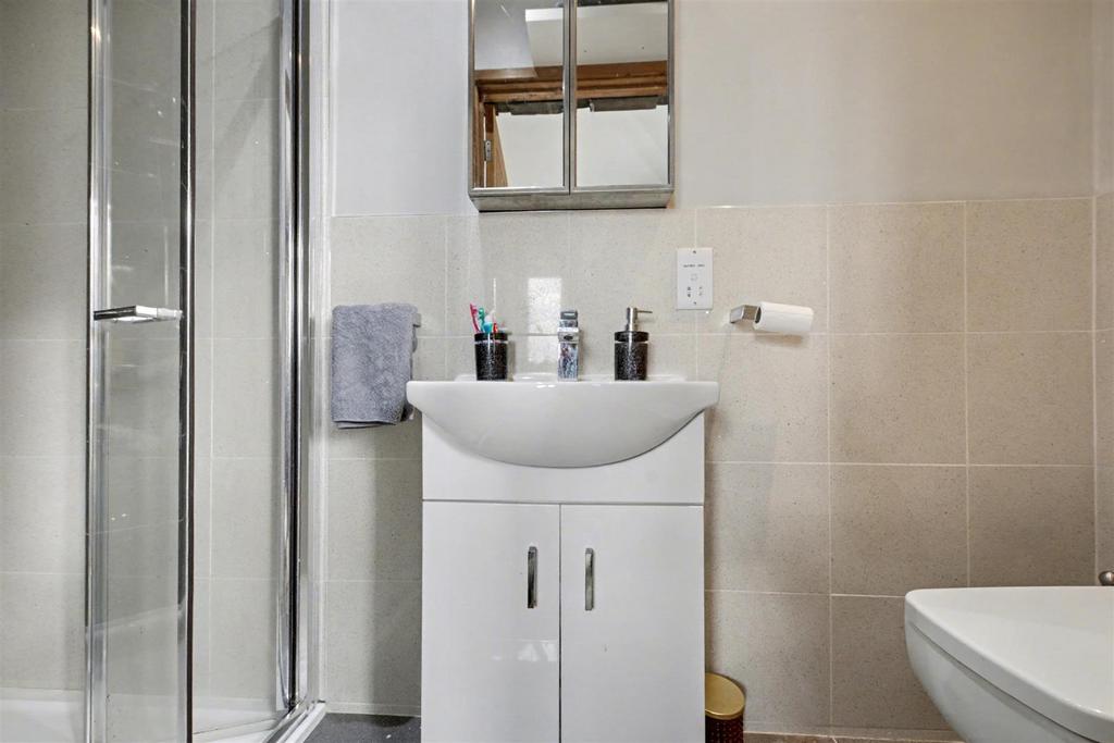 En-Suite Bed 2
