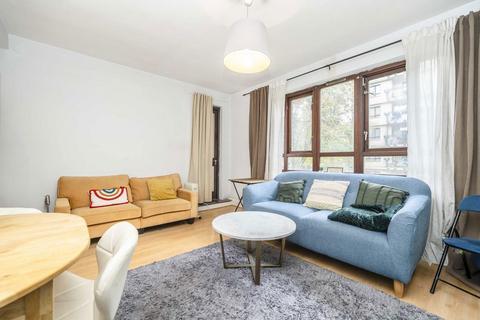 4 bedroom flat to rent, Cromer Street, London WC1H
