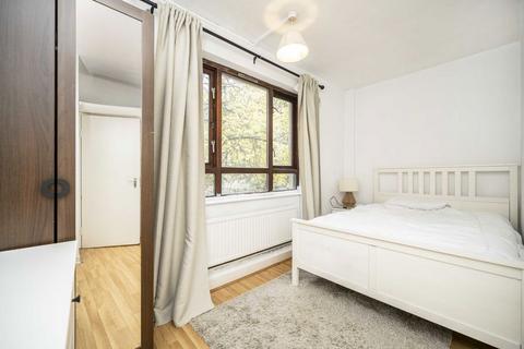 4 bedroom flat to rent, Cromer Street, London WC1H