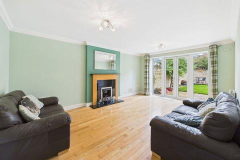 4 bedroom detached house for sale, Lake View, Calne SN11