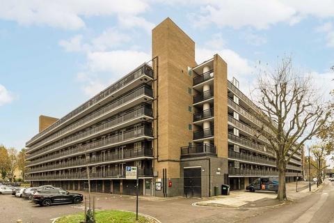 1 bedroom flat for sale, Marden Square, London SE16