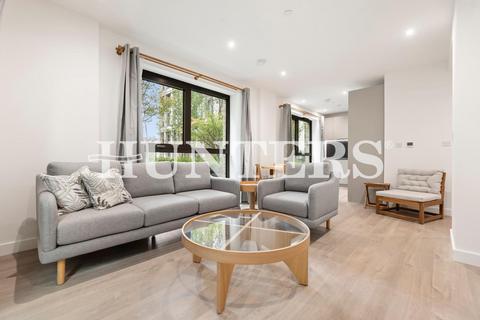 1 bedroom apartment to rent, Dragonfly Walk, London
