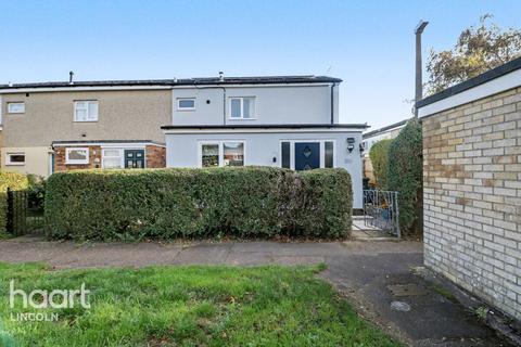 2 bedroom end of terrace house for sale, Arras Close, Lincoln