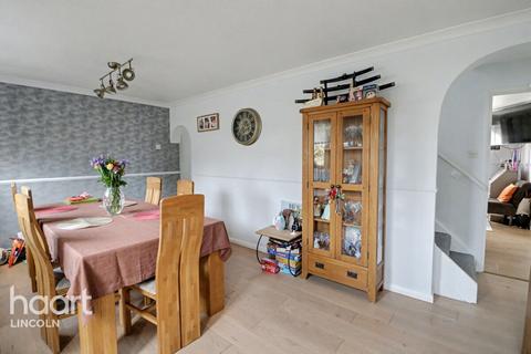 2 bedroom end of terrace house for sale, Arras Close, Lincoln
