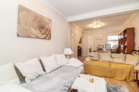 undefined, Belgrave Avenue, Watford, WD18
