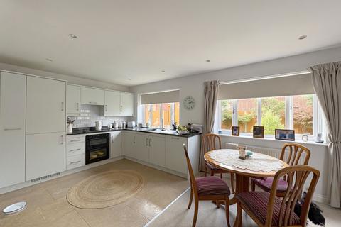 3 bedroom semi-detached bungalow for sale, Northway, Tewkesbury GL20
