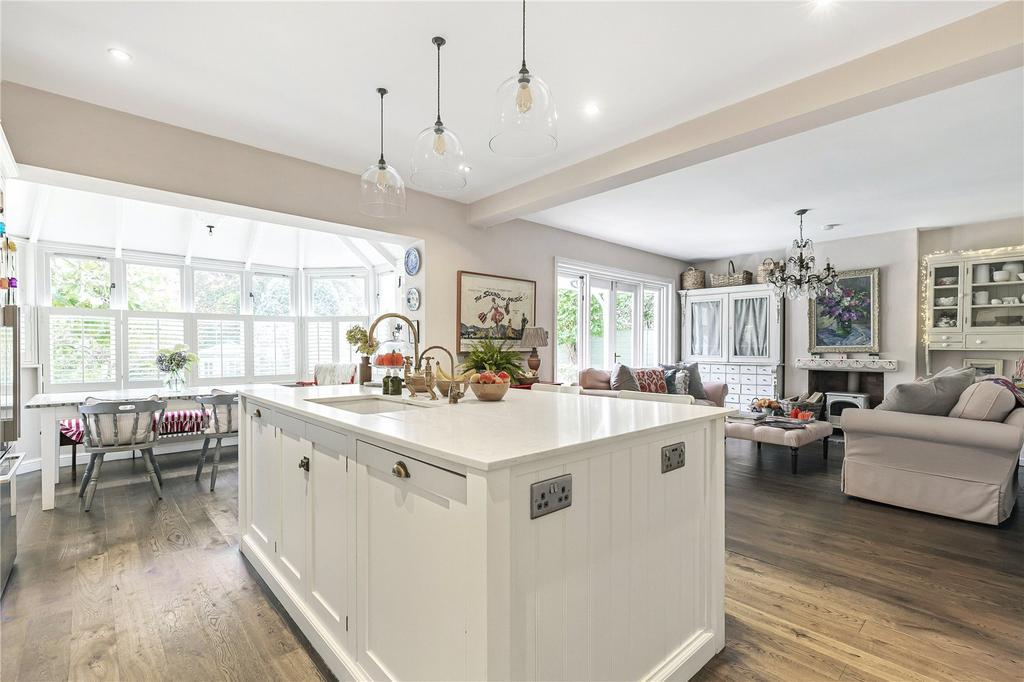 Kitchen/Family Room