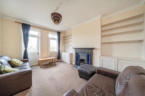 4 bedroom flat for sale, Elgin Avenue, Maida Vale W9