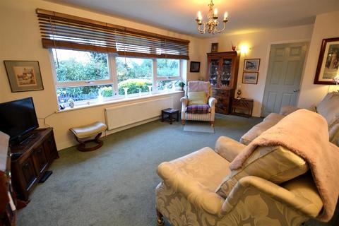 3 bedroom detached bungalow for sale, Cornhill Road, Leominster