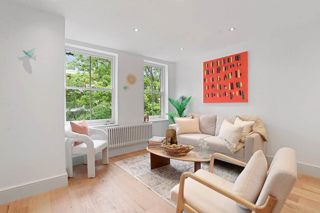 12-b0cd GCMWD - 12a 6-7 Vicarage Gate - Reception 7