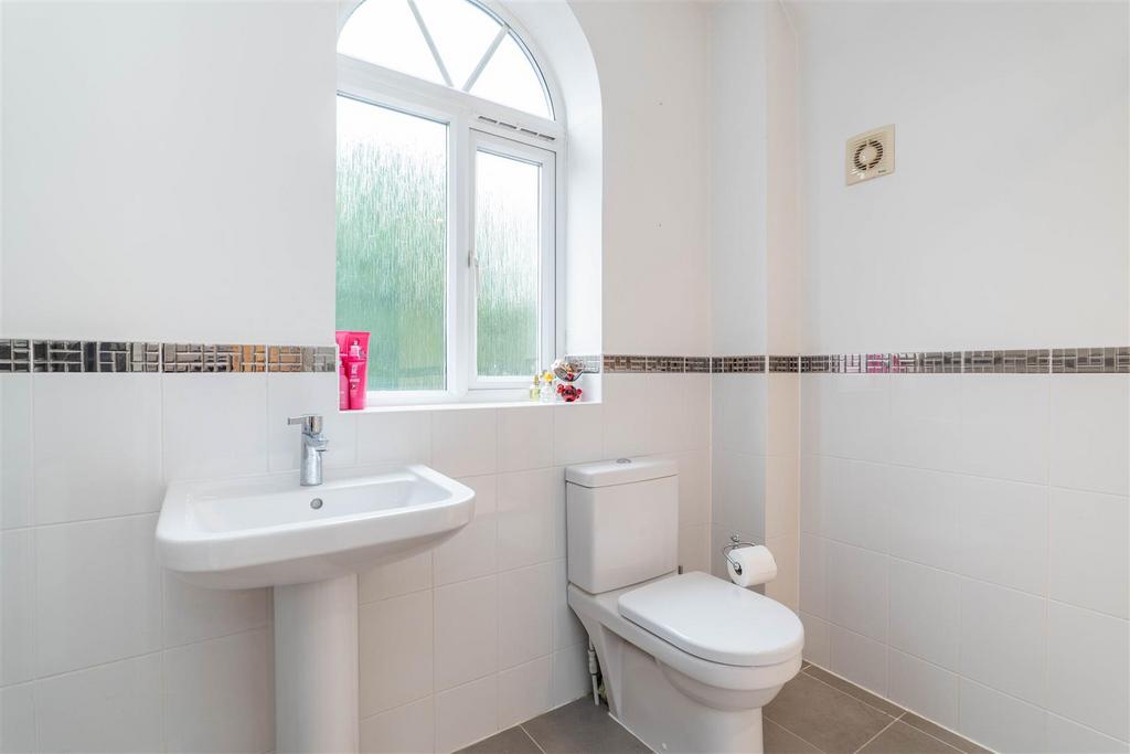 Master Ensuite