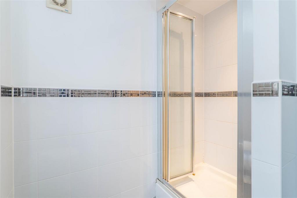 Master Ensuite