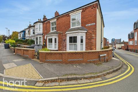 4 bedroom end of terrace house for sale, West Parade, Lincoln