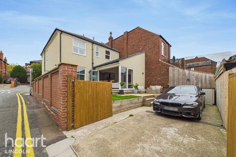 4 bedroom end of terrace house for sale, West Parade, Lincoln