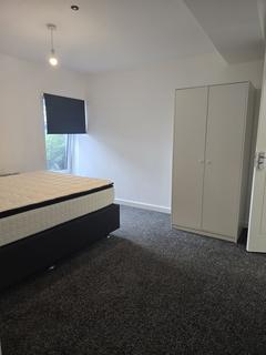 1 bedroom in a house share to rent, Mariner Street, Swansea SA1