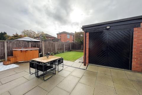 undefined, Moss Bank Close, Bolton, BL1