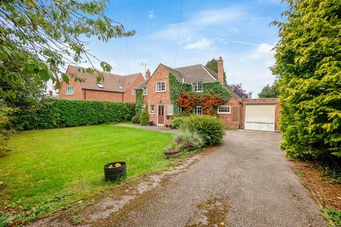 Moss Lane, Newbold-on-Stour