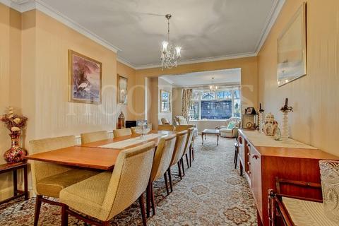 4 bedroom semi-detached house for sale, Dollis Hill Avenue, London, NW2
