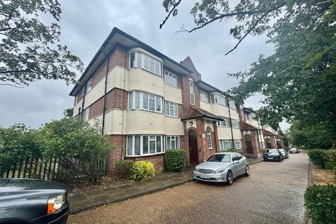 3 bedroom flat to rent, Alexandra Avenue, Harrow HA2