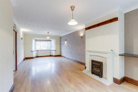 3 bedroom semi-detached house for sale, Barbara Square, Nottingham NG15