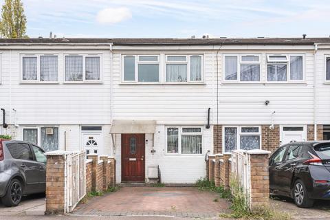 Thetford Close, London, N13