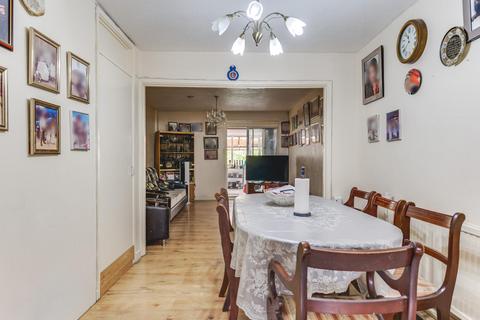 undefined, Thetford Close, London, N13