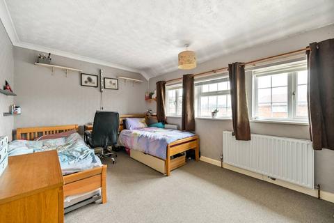 undefined, Churchill Road, Langley, Slough, SL3