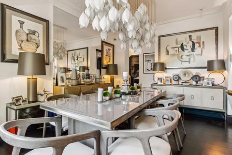 2 bedroom flat for sale, Cremorne Road, London SW10