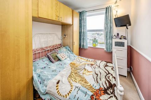 2 bedroom terraced house for sale, Cowcliffe Hill Road, West Yorkshire HD2