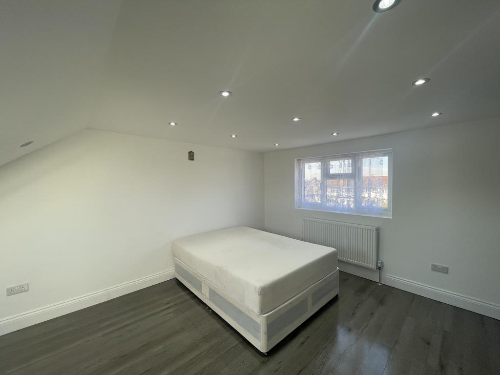 Double bedroom for rent