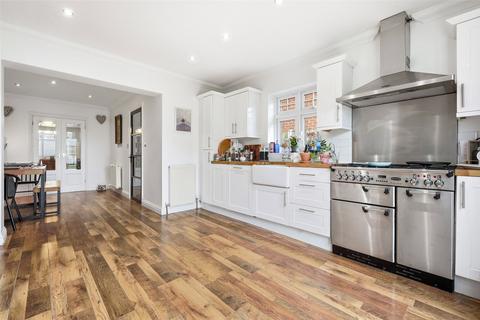 3 bedroom semi-detached house for sale, Southend Road, Billericay, Essex, CM11