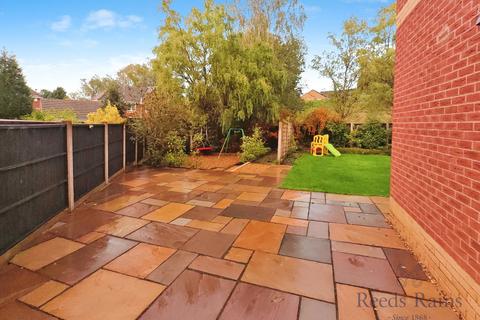 33 Marlowe Road, Northwich, CW9 7GA