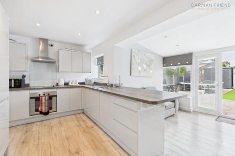 undefined, Queens Crescent, Upton, CH2