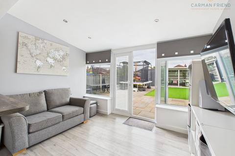 undefined, Queens Crescent, Upton, CH2