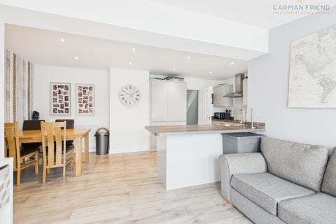 undefined, Queens Crescent, Upton, CH2