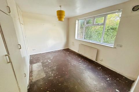 3 bedroom semi-detached house for sale, Renway Road, Rotherham, South Yorkshire, S60