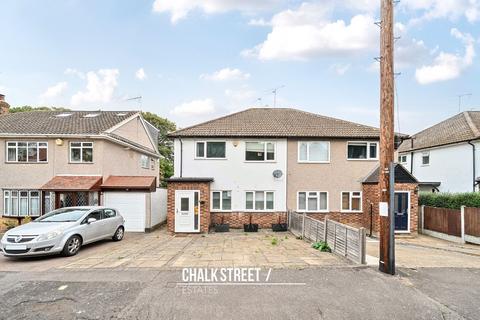 undefined, Grey Towers Gardens, Hornchurch, RM11
