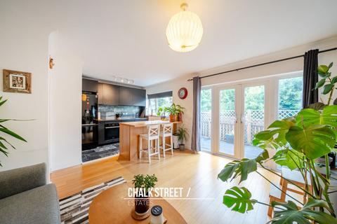 undefined, Grey Towers Gardens, Hornchurch, RM11