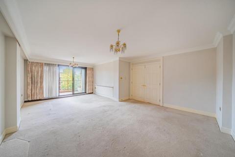 2 bedroom retirement property for sale, Regency House,  Finchley N3,  N3