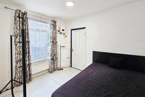 undefined, Washington Road, Portsmouth, Hampshire