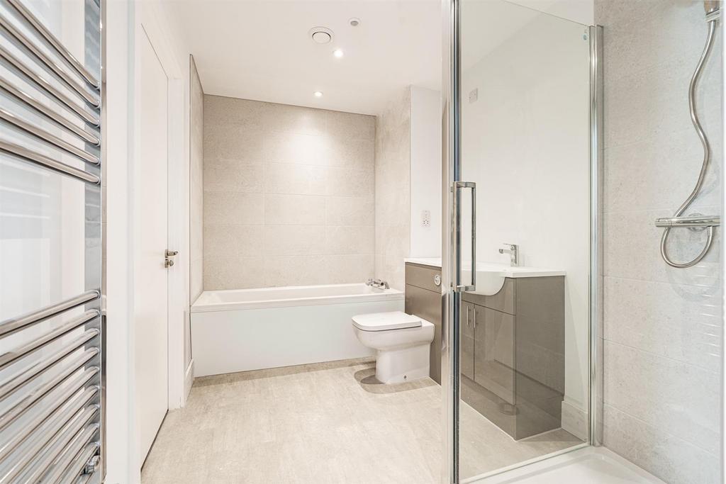 Plot 9 Lindfield Place Final-2.jpg