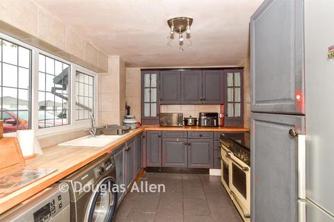 5 bedroom terraced house for sale, Botelers, Lee Chapel South, Basildon, Essex