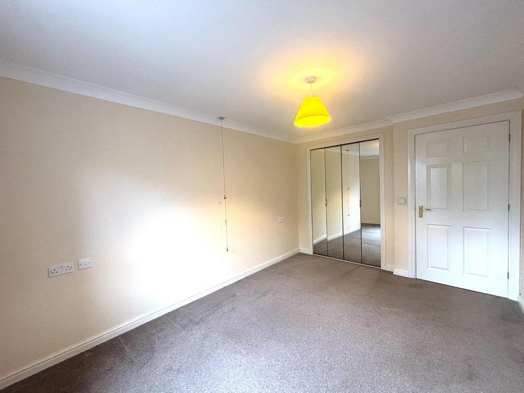 Bedroom 1.jpeg