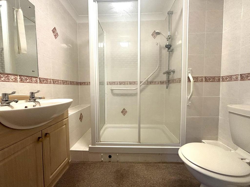 Shower Room.jpeg